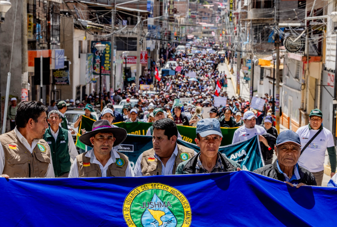  MILES MARCHARON POR EL DÍA DEL AGUA EN ANDAHUAYLAS